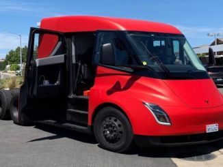 Tesla Elektirkli Tır Semi İlk Kez Görüntülendi - OtonomHaber
