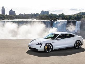 Porsche’nin İlk Tamamen Elektrikli Spor Otomobili ’Porsche Taycan’ - OtonomHaber