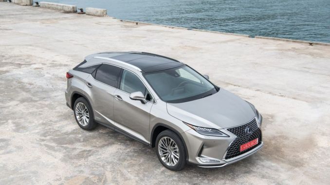 Lexus RX SUV Modeli Yenilenerek Türkiye Showroomlarında - OtonomHaber