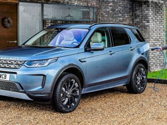 Land Rover Discovery Sport Plug-In Hybrid Motoruyla Daha Güçlü, Daha Verimli - OtonomHaber