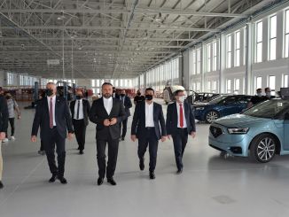 Bakan Amcaoğlu, KKTC'nin Yerli Otomobili GÜNSEL’i Test Etti - OtonomHaber