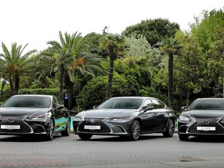 Enterprise, Lexus ES 300h İle Hibrit Filosunu Güçlendiriyor - OtonomHaber