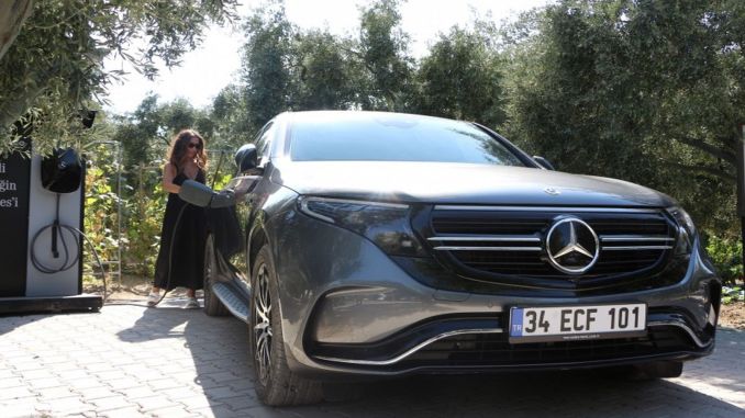 Yaz Boyunca İzmir’de Mercedes-EQ Deneyimi Yaşandı - OtonomHaber