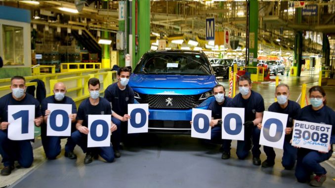 Peugeot 3008 SUV Üretimi 5 Yılda 1 Milyona Ulaştı - OtonomHaber