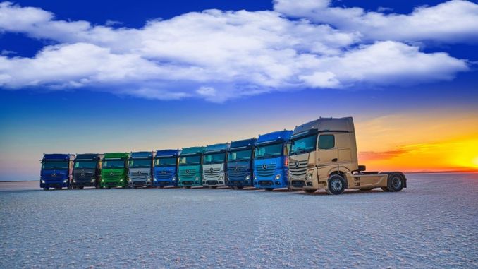 Mercedes-Benz Actros 25 Yaşında - OtonomHaber