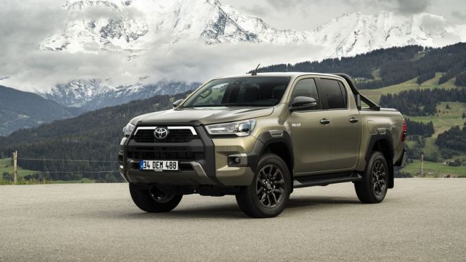 Toyota Hilux Uluslararası Pick-Up Ödülü’nü Kazandı - OtonomHaber