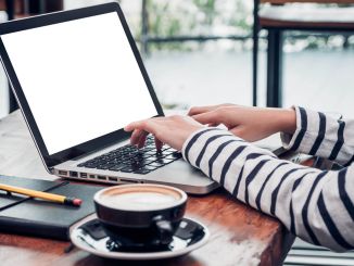 Blog Yazarı Nedir, Ne İş Yapar, Nasıl Olunur? Blog Yazarı Maaşları 2022 - OtonomHaber
