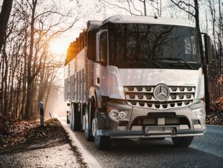 Mercedes-Benz Türk, Nakliye Kamyonu Portföyüne Arocs 3240 L ENA 8x2’yi Ekledi - OtonomHaber
