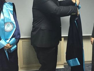Dekan Nedir, Ne İş Yapar, Nasıl Olunur? Dekan Maaşları 2022 - OtonomHaber