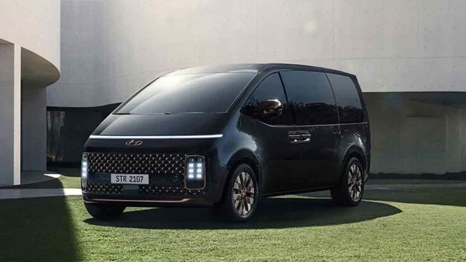 Hyundai STARIA 'Red Dot En İyinin En İyisi' Ödülünü Kazandı - OtonomHaber