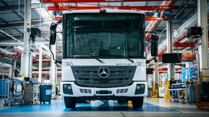 Daimler Truck, Batarya Elektriğiyle Çalışan eEconic’in Seri Üretimine Başladı - OtonomHaber