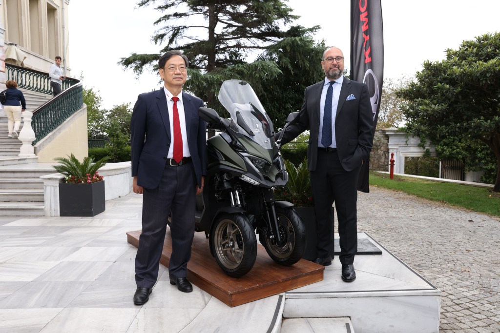 KYMCO CEOsu Chun Ping Ko Kagan Dagtekin KYMCO CEOsu Chun Ping Ko Kagan Dagtekin