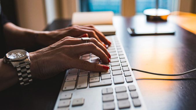 Zabıt Katibi Nedir, Ne İş Yapar, Nasıl Olunur? Zabıt Katibi Maaşları 2022 - OtonomHaber