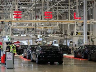 Tesla, Çinli Çalışanlarını Amerika’ya Götürüyor - OtonomHaber