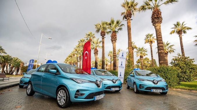 İzmir’de Çevreci Hizmet Araçlarıyla 135 Ton Karbondioksit Emisyonu Engellendi - OtonomHaber