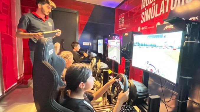 Tosfed Mobil Eğitim Simülatörü Adana'da - OtonomHaber
