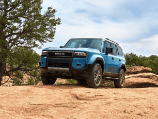 Toyota, yeni "tankını" tanıttı: Land Cruiser - OtonomHaber