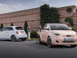 Fiat 500e, bir kez daha toplamda 3. kez "En İyi Elektrikli Küçük Otomobil" seçildi - OtonomHaber