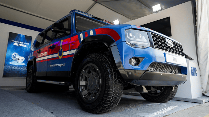 Türkiye’nin Yerli ve Milli zırhlı SUV aracı TULGA, TEKNOFEST’te görücüye çıktı! - OtonomHaber