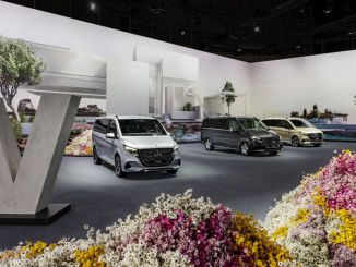 Mercedes-Benz Yeni EQV ve Yeni V-Serisi Şimdi Daha Da Şık - OtonomHaber
