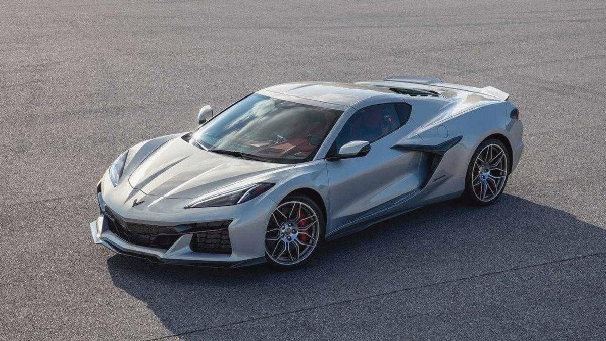 Emniyet kemerinde sorun var: Chevrolet, 13 bin Corvette modelini geri çağırdı - OtonomHaber