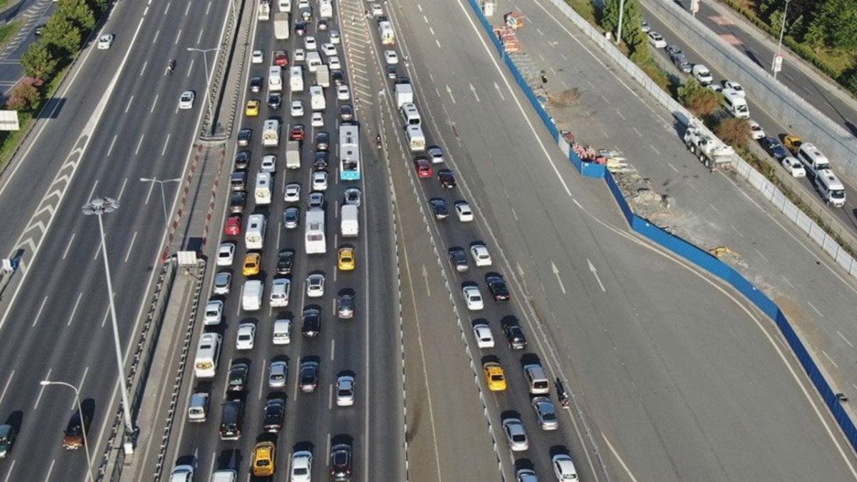 Tatilde yola çıkacak elektrikli araç şoförlerinin dikkat etmesi gereken 10 unsur - OtonomHaber