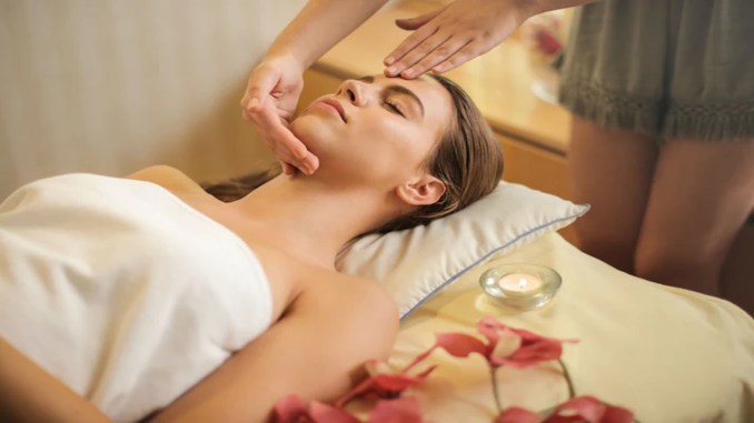 Effektive Gesichtsbehandlung in Dresden: Strahlender Teint mit Ra Naturkosmetik - OtonomHaber