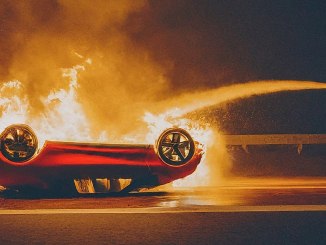 Elektrikli Araç Yangınlarında Ne Yapmalı? - OtonomHaber