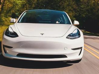 Tesla, merakla beklenen otonom robotaksi aracını erteleyecek - OtonomHaber