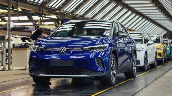 Almanlar telaşlı: Elektrikli araç satışları yüzde 37 düştü - OtonomHaber