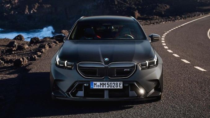 Uzun vakittir beklenen BMW M5 Touring tanıtıldı: İşte fiyatı ve özellikleri - OtonomHaber