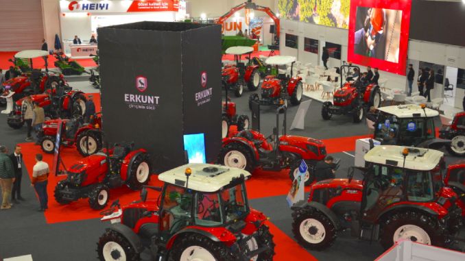 Erkunt Traktör, Agroexpo Fuarı'nda Tam Not Aldı - OtonomHaber