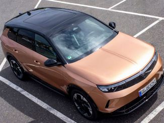 Opel Modellerinde Panoramik Cam Tavan Konforu - OtonomHaber