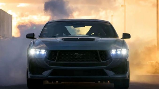 2026 Ford Mustang Dark Horse’ta Karbon Fiber Jant Opsiyonu Kalkıyor - OtonomHaber