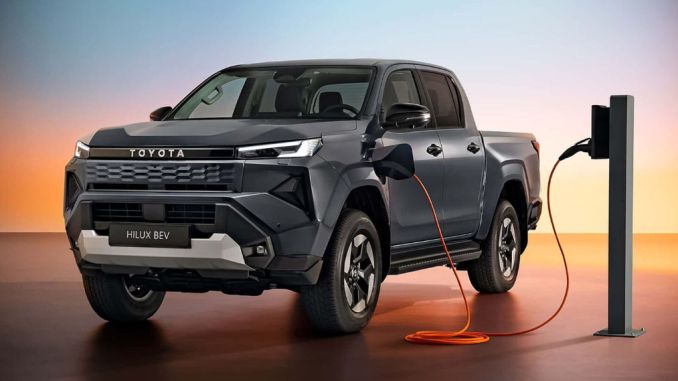 Pikap Efsanesi Yenileniyor: 9. Nesil Toyota Hilux  Geliyor - OtonomHaber