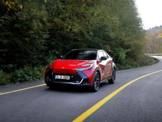 Toyota C-HR Hybrid GR SPORT Türkiye'de - OtonomHaber