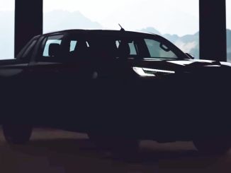 Yenilenen Toyota Hilux Geliyor - OtonomHaber