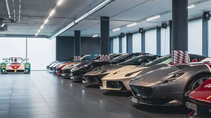 Süper Otomobil Koleksiyonu 74,7 Milyon Euro’ya Satıldı - OtonomHaber