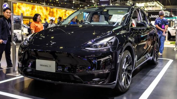 Tesla Model Y Long Range Güncellendi - OtonomHaber