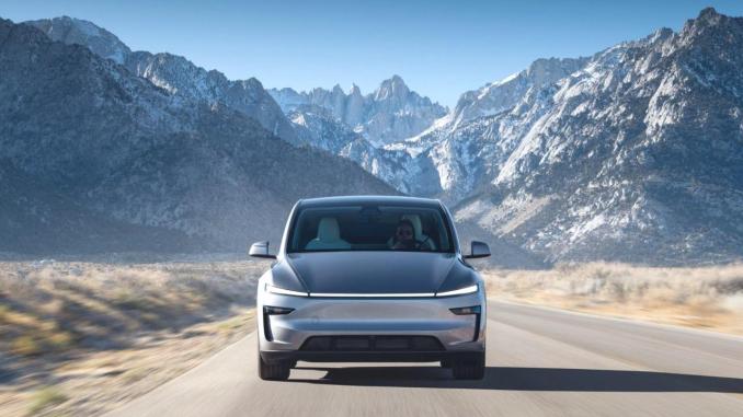 Tesla Model Y Juniper Türkiye’de Neden Yok Sattı? - OtonomHaber