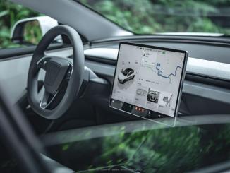 Tesla’dan Mobil Anahtar Teknolojisinde Yeni Adım - OtonomHaber