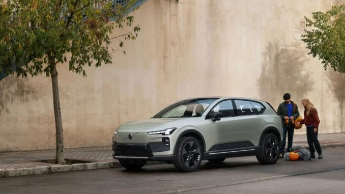 Elektrikli Dönüşümde Yeni Amiral Gemisi Volvo EX60 Tanıtıldı - OtonomHaber