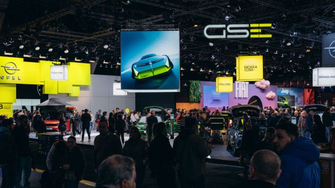 Opel, Brüksel Otomobil Fuarı’nın Yıldızı Oldu - OtonomHaber