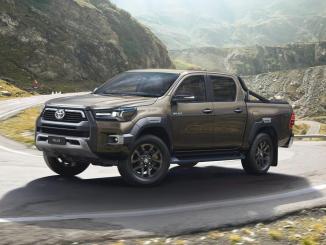 Toyota Hilux’ta Liste Fiyatı Üzerinden 250 Bin TL İndirim - OtonomHaber