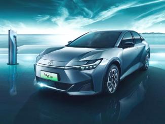 Toyota’dan Uygun Fiyatlı Elektrikli Sedan - OtonomHaber