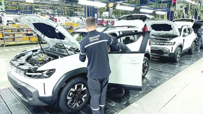 Oyak Renault 3. SUV'si Dacia - OtonomHaber