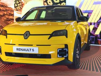 Renault R5 E-Tech Mart 2026 Fiyat Listesi ve Özellikleri - OtonomHaber