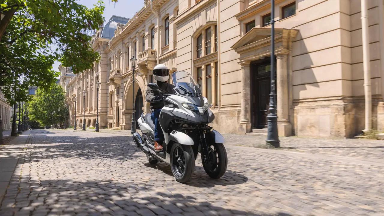 Yamaha Hava Yastıklı Yeni Motosikletini Tanıttı - OtonomHaber
