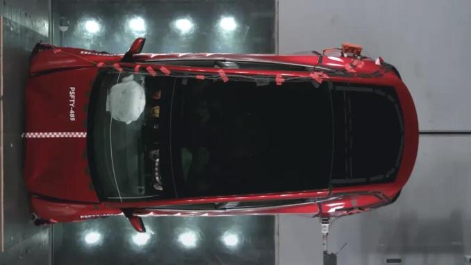 Tesla’dan Hayat Kurtaran Yazılım Güncellemesi - OtonomHaber