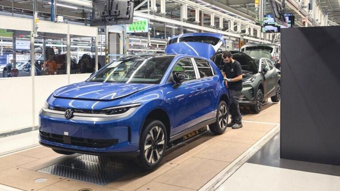 Volkswagen ID. Polo ve Cupra Raval’ın Seri Üretimi Başladı - OtonomHaber
